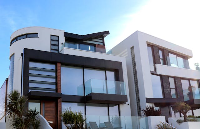 Modern house design 2025: latest trends, materials and inspirations