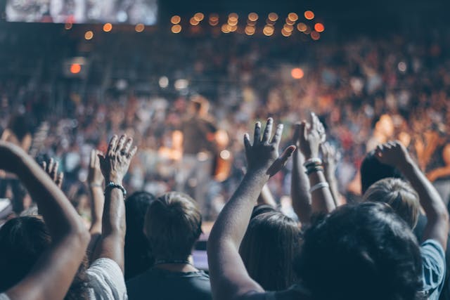 Top entertainment agencies in Barcelona: make your event unforgettable